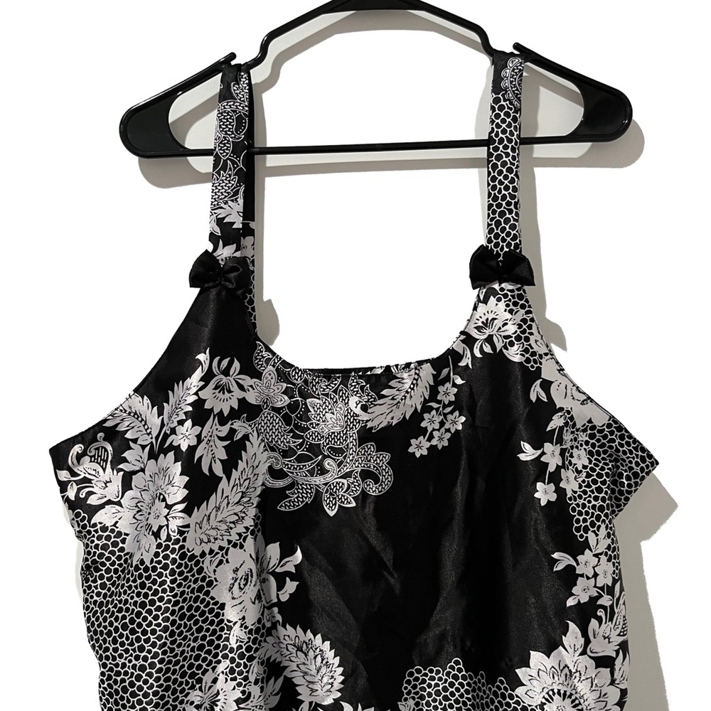 fairy black and white floral slip dress size 2x